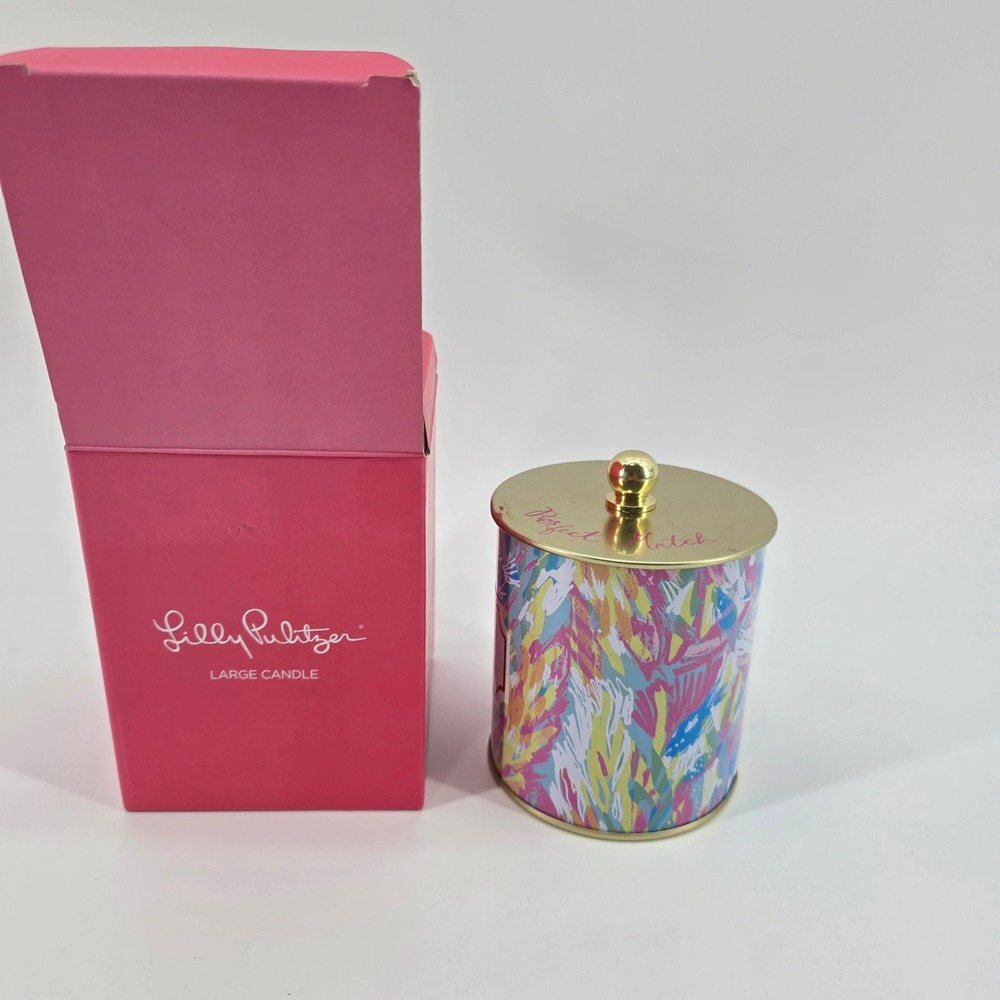 Lilly Pulitzer Candle Sparkling Sands So Juicy Scent Floral Tin 10.5oz NWT